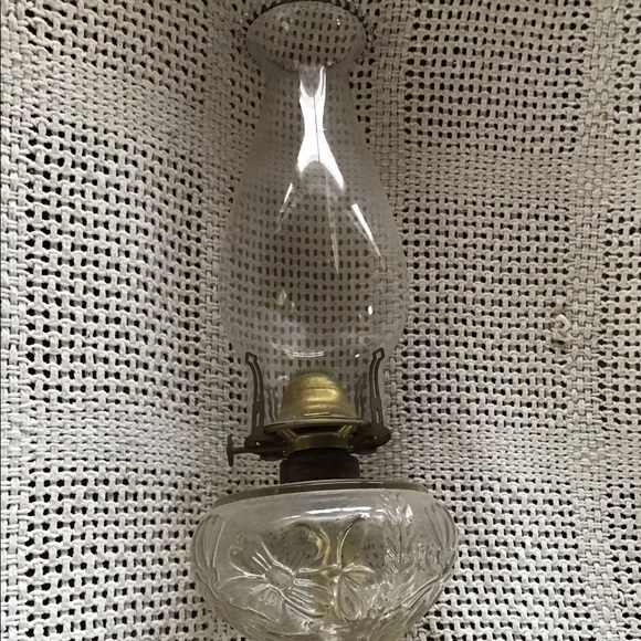 Antique vintage oil lamp - Picture 7 of 7